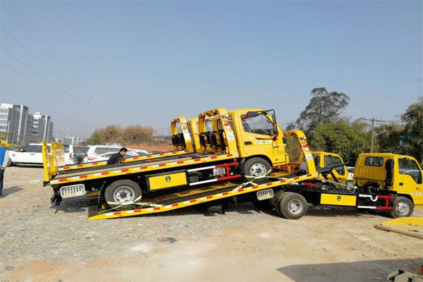 西宁轿车托运价格